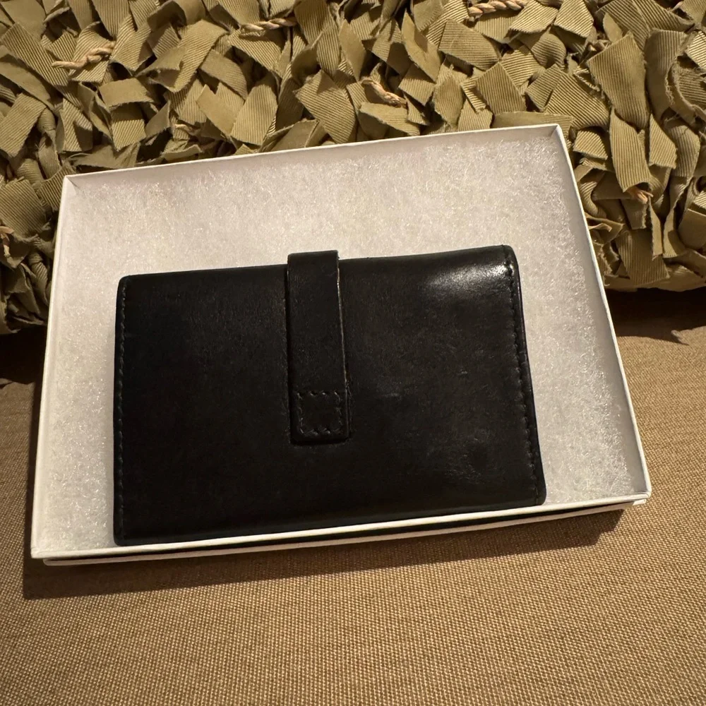 Gucci Black Leather 6 Key Wallet